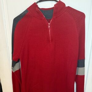 Men’s quarter zip. Medium